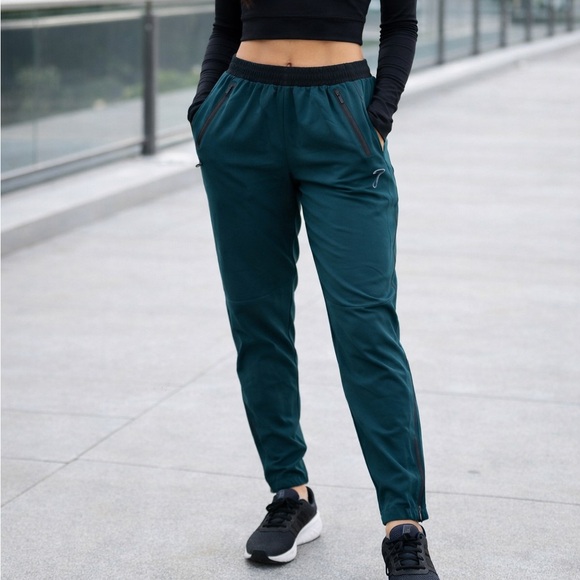 Gymshark Pants - Gymshark Teal Athletic Joggers Size M | Zipper Pockets | Performance Activewear